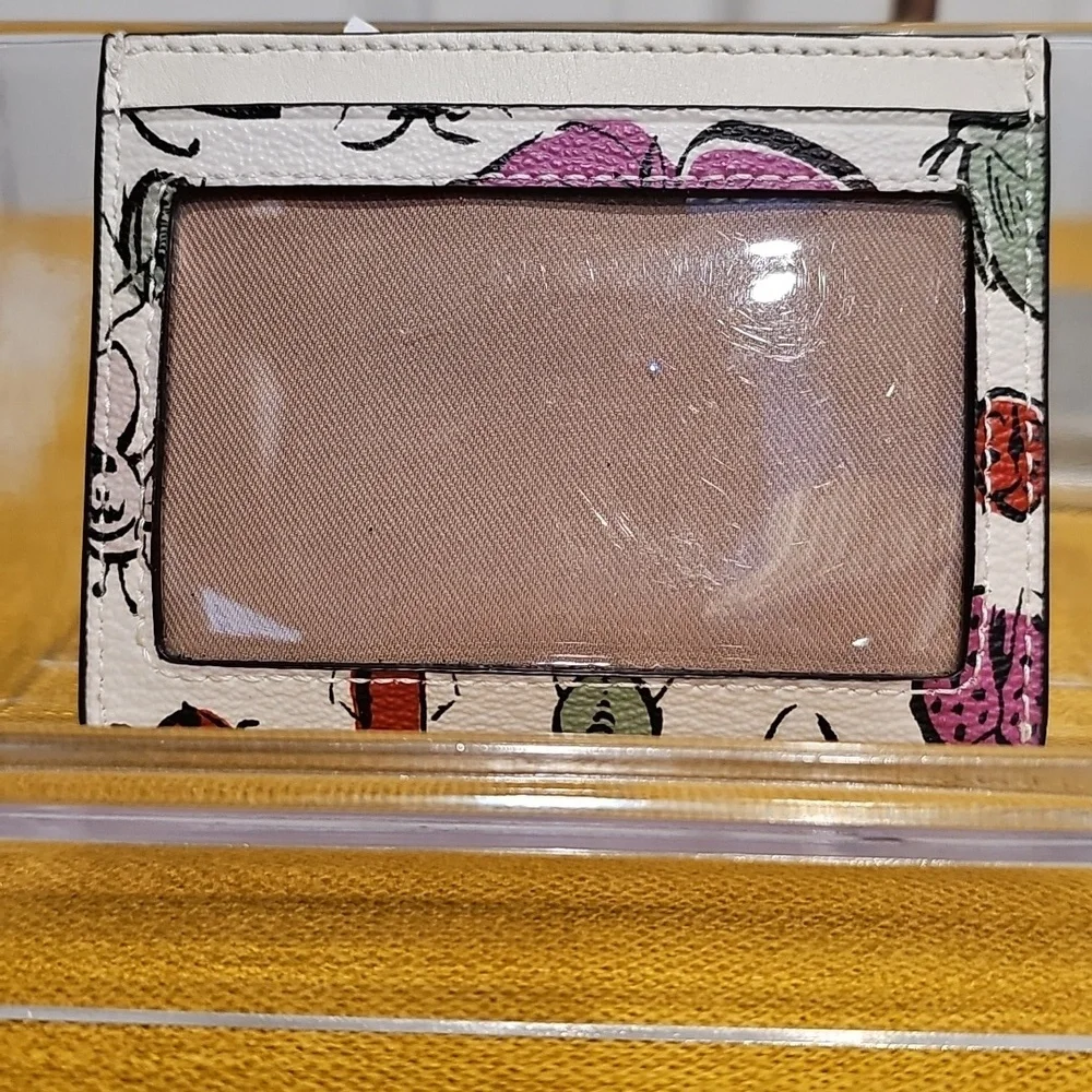 Coach Limited Edition Cardholder NWT - Picture 2 of 4